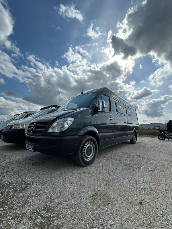 Mercedes-Benz Sprinter 310 - Image 4