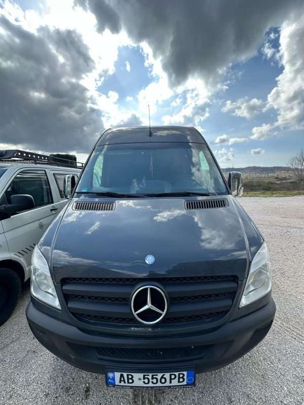 Mercedes-Benz Sprinter 310 - Image 2