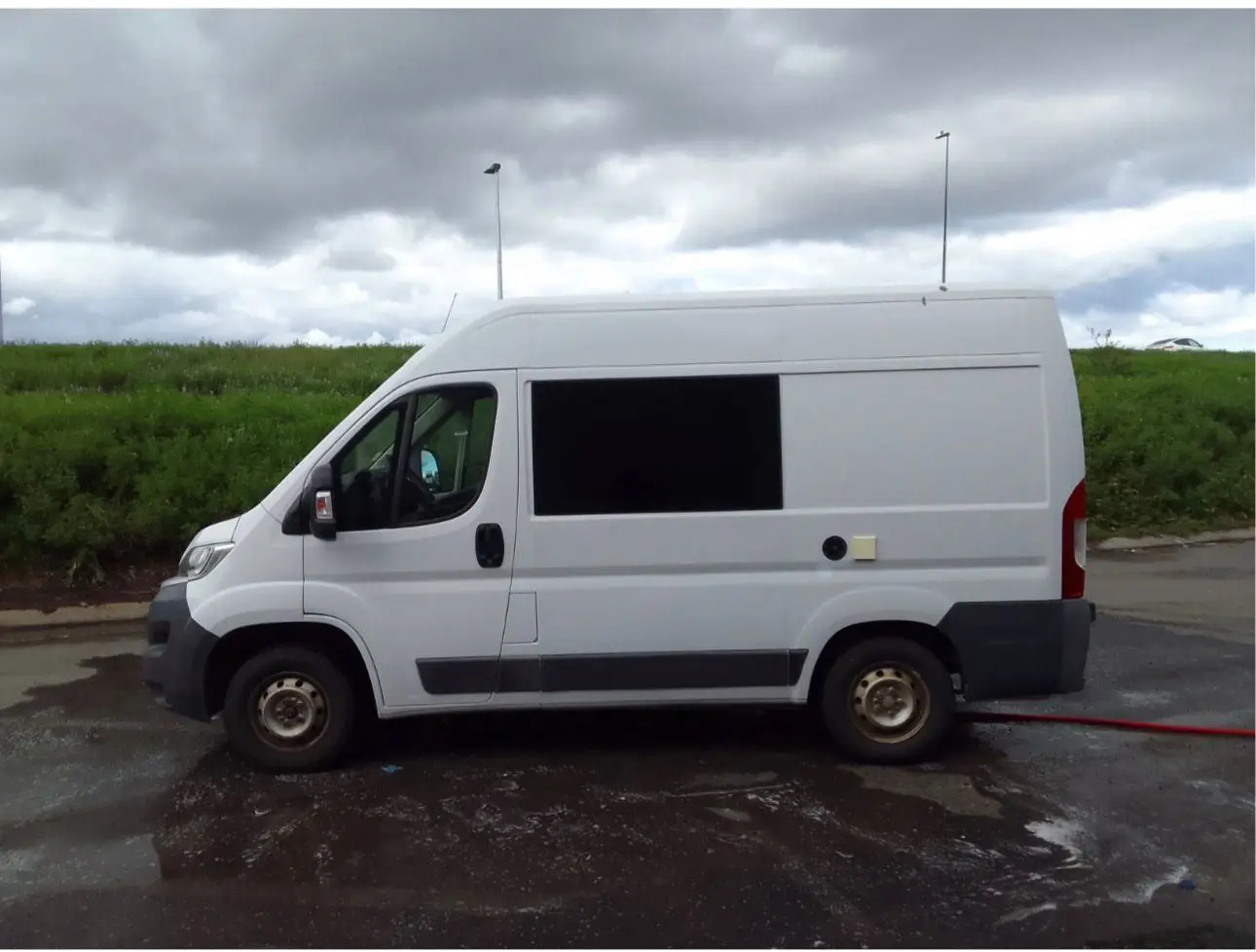 Fiat Ducato camper white - Image 4